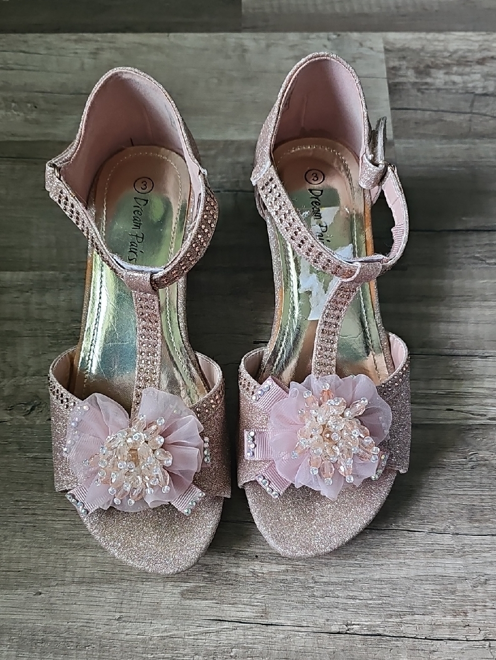 Dream Pairs girl's kitten heel shoes, size 3